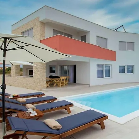 Amfora Comfortable Villa Vrsi